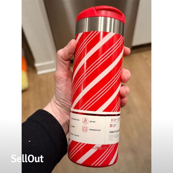 Stanley AeroLight 16oz Insulated Bottle Holiday Candy Cane Red - Picture 4 of 5